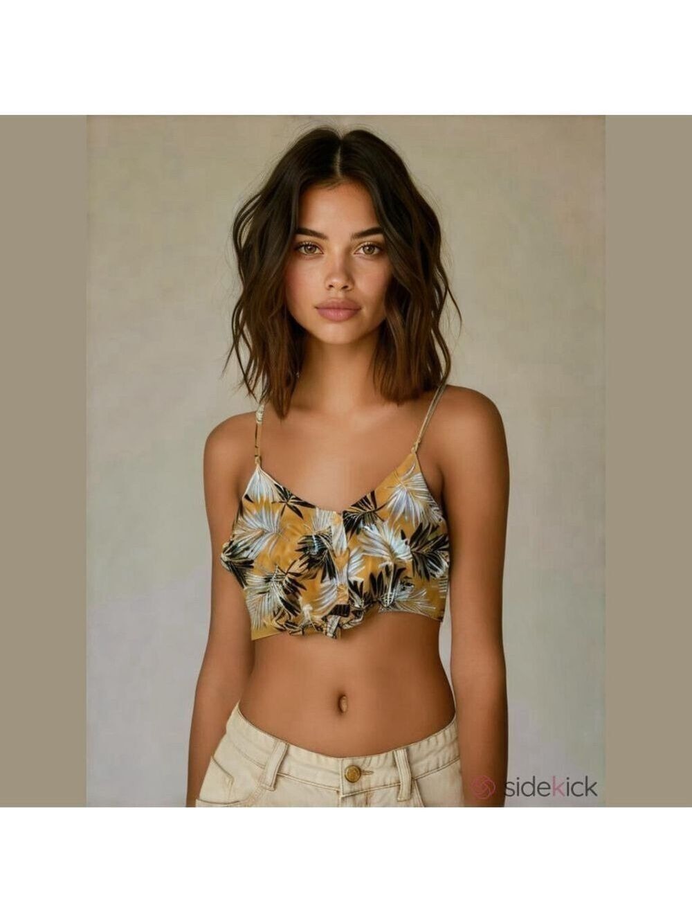 Timing Tie Front Tropical Crop Top (Sz M)